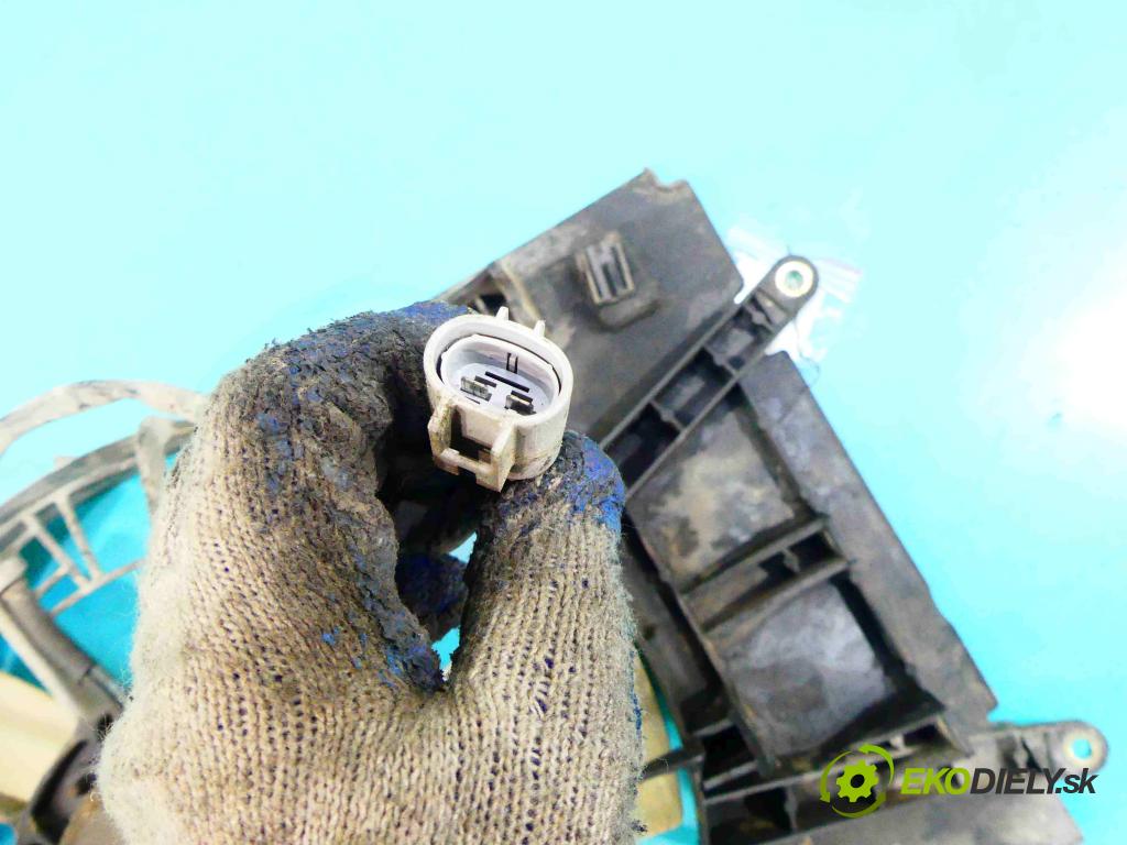 Toyota Picnic 2.2 TD 90 HP manual 66 kW 2184 cm3 5- Ventilátor chladiča 022740-3250