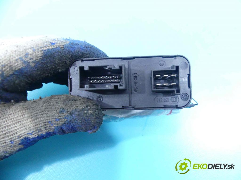 Ford Galaxy Mk2 2006-2015 2.0 tdci 116 HP manual 85 kW 1997 cm3 5- modul riadiaca jednotka 6M21-13K031-AF (Ostatné)