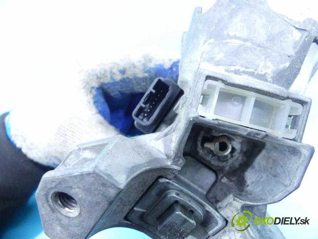 Toyota Yaris III 2011-2018 1.4 D4D 90 hp manual 66 kW 1364 cm3 3- jednotka řídící 0281017820