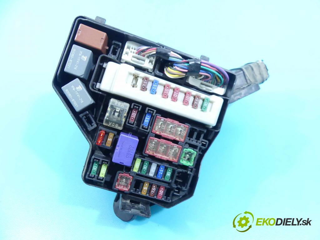 Toyota Yaris III 2011-2018 1.4 D4D 90 hp manual 66 kW 1364 cm3 3- jednotka řídící 0281017820