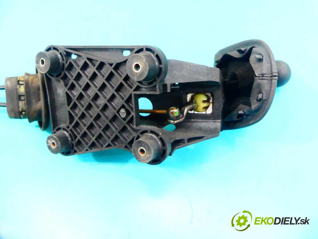 Peugeot 307 2.0 hdi 90 HP manual 66 kW 1997 cm3 5- Páka: Změny: stupeň,rýchlosť 9646868480 (Rýchlostné páky / kulisy)