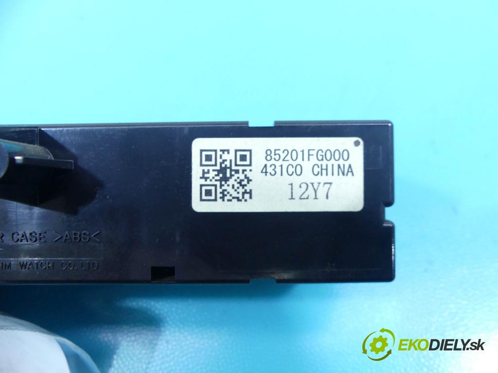 Subaru Impreza III GH 2007-2012 2.0 boxer 150 HP manual 110 kW 1994 cm3 5- Zobrazit: 85201FG000 (Prístrojové dosky, displeje)