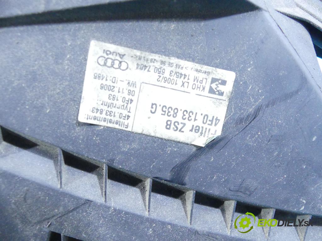 Audi A6 C6 2004-2011 3,2.0 FSI 256KM automatic 188 kW 3123 cm3 4- obal filtra vzduchu 4F0133835G (Kryty filtrů)