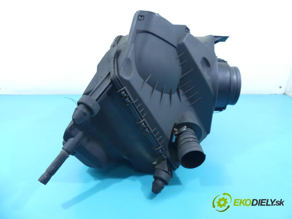 Audi A6 C6 2004-2011 3,2.0 FSI 256KM automatic 188 kW 3123 cm3 4- obal filtra vzduchu 4F0133835G (Kryty filtrů)