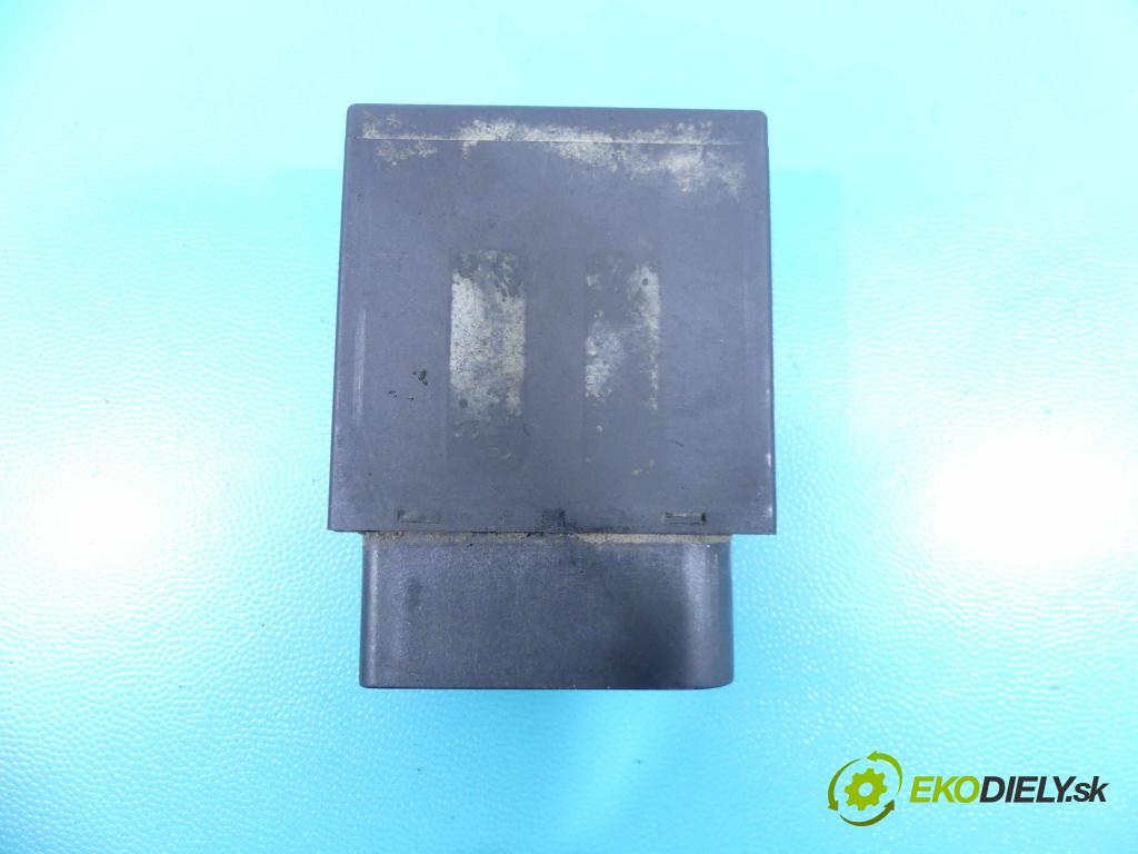 Audi A6 C6 2004-2011 3.1 FSI automatic 188 kW 3123 cm3 4- relé 4F0906093E (Relé)