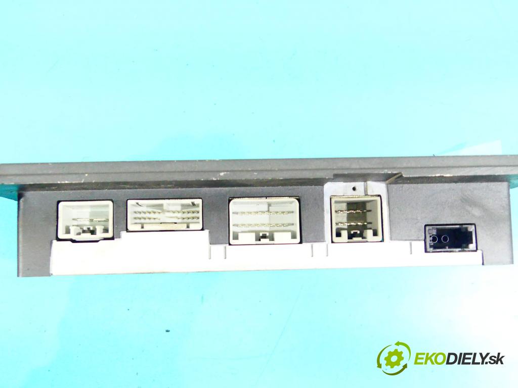 Jaguar XF 2007-2015 2.7 TD V6 207 HP automatic 152 kW 2720 cm3 4- Zesilovač: 6H52-18C808-DD (Zosilňovače)