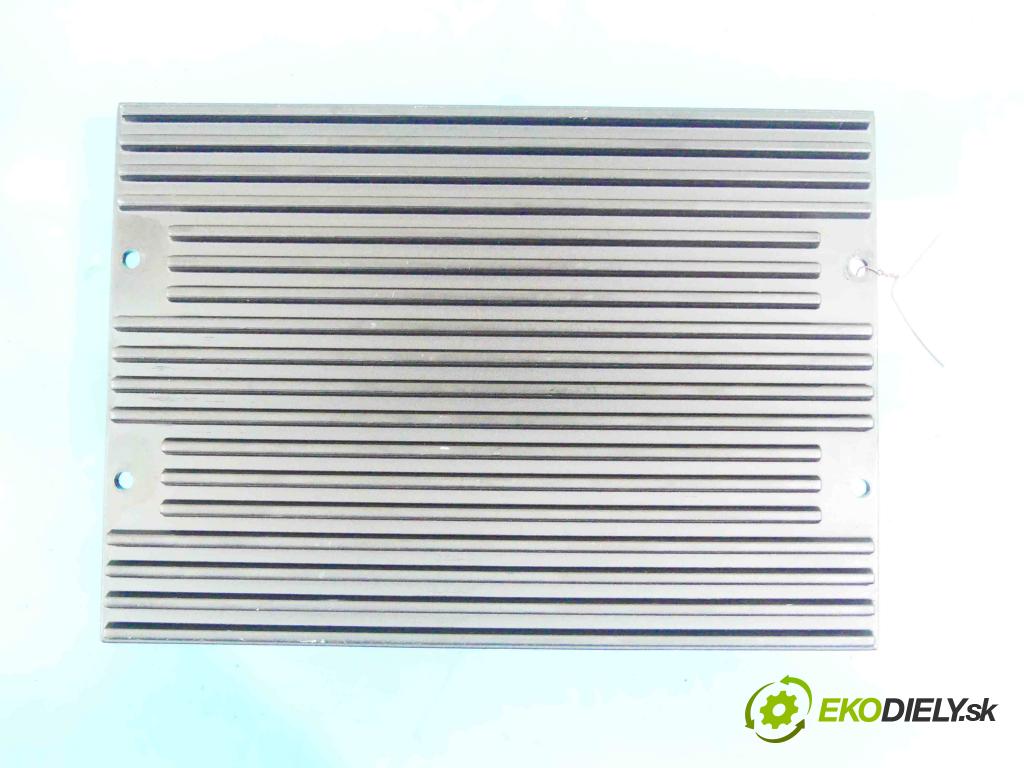 Jaguar XF 2007-2015 2.7 TD V6 207 HP automatic 152 kW 2720 cm3 4- Zesilovač: 6H52-18C808-DD (Zosilňovače)