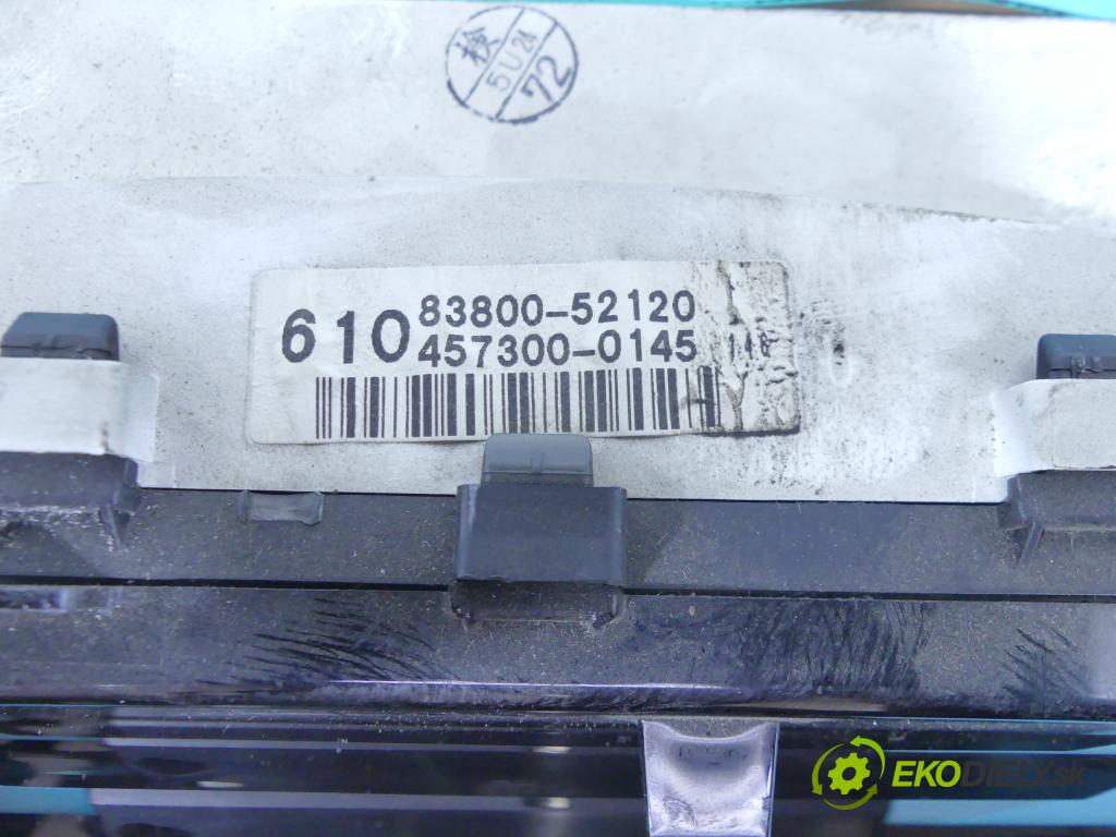 Toyota Yaris I 1999-2005 1.0 vvti 67KM manual 49 kW 998 cm3 3- prístrojovka/ budíky 83800-52120 (Prístrojové dosky, displeje)