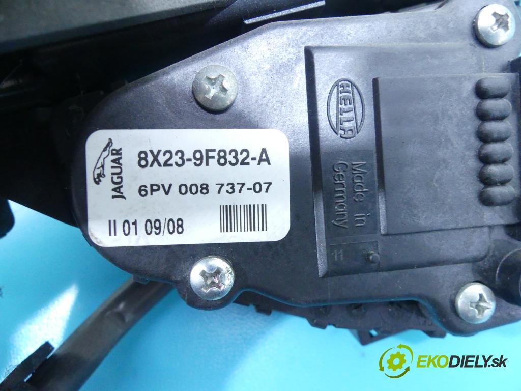 Jaguar XF 2007-2015 2.7 V6 207 HP automatic 152 kW 2720 cm3 4- pedále 8X23-9F832-A (Pedále)