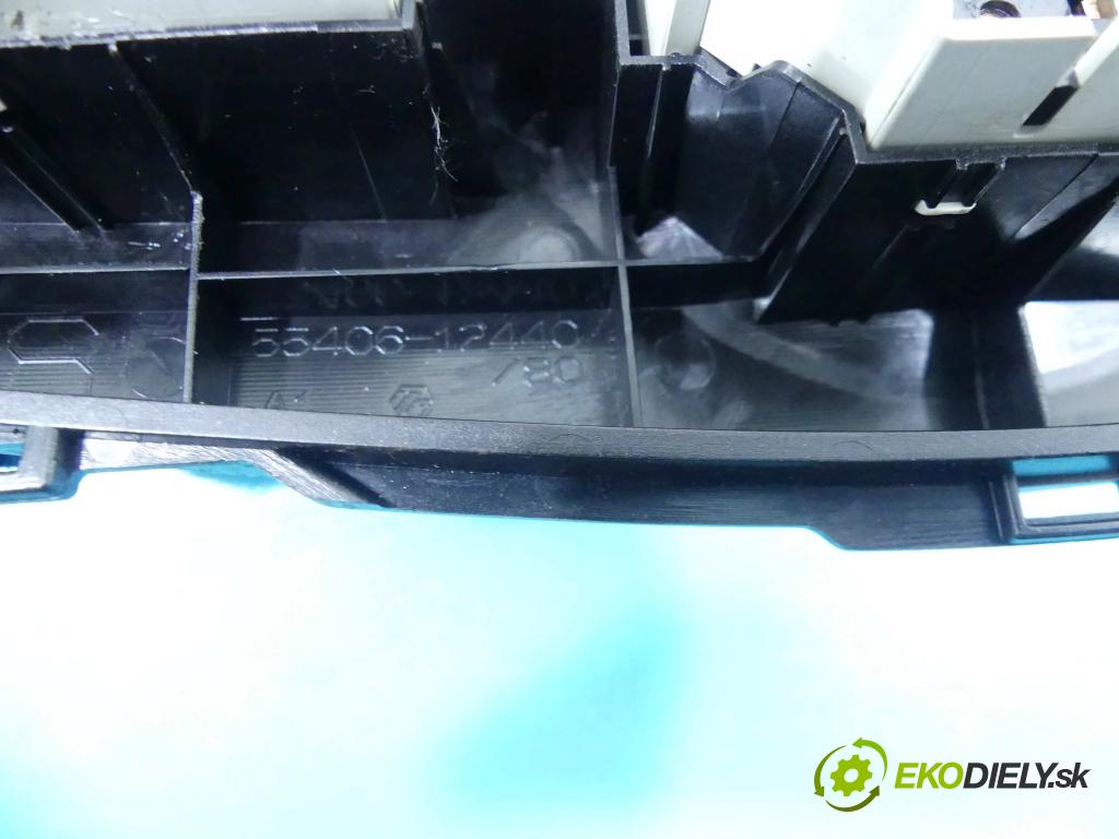 Toyota Corolla E15 2007-2014 1.6 vvti 124 hp manual 91 kW 1598 cm3 4- palubní deska panel topení 55406-12440