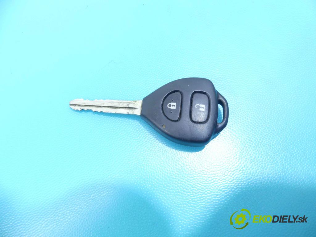 Toyota Corolla E15 2007-2014 1.6 vvti 124hp manual 91 kW 1598 cm3 4- Spínačka  (Spínacie skrinky a kľúče)