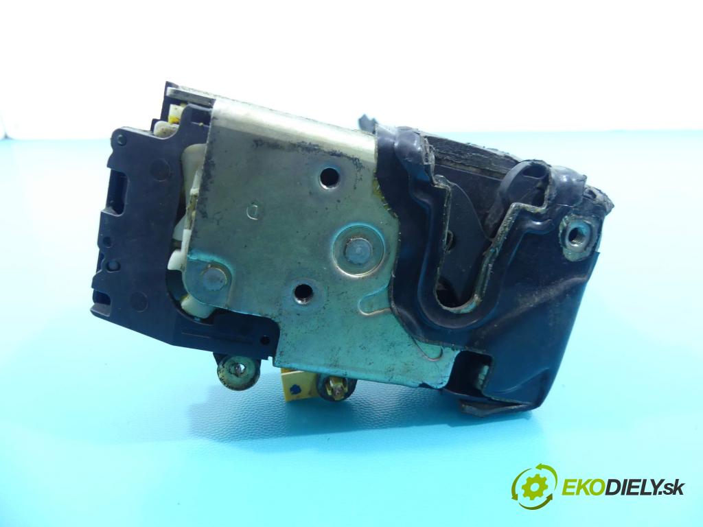 Ford Fusion 1.4 tdci 68 hp manual 50 kW 1399 cm3 5- zámek přední pravý