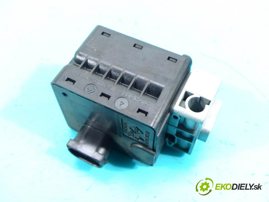 Renault Megane III 2008-2016 1.4 tce 131 hp manual 96 kW 1397 cm3 5- řídící jednotka motoru 237100293R