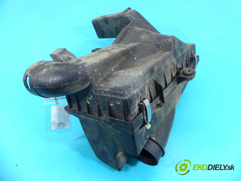 Mitsubishi Space star 1.6 16v 103 hp manual 76 kW 1584 cm3 5- obal filtra vzduchu 30855927 (Kryty filtrů)