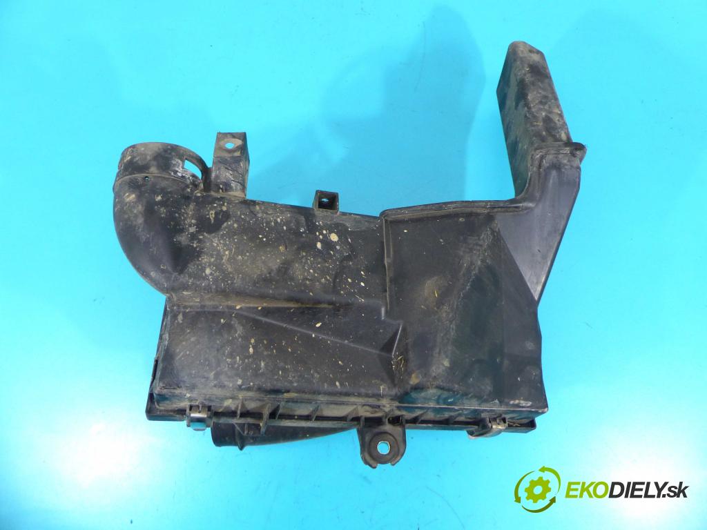 Mitsubishi Space star 1.6 16v 103 hp manual 76 kW 1584 cm3 5- obal filtra vzduchu 30855927 (Kryty filtrů)