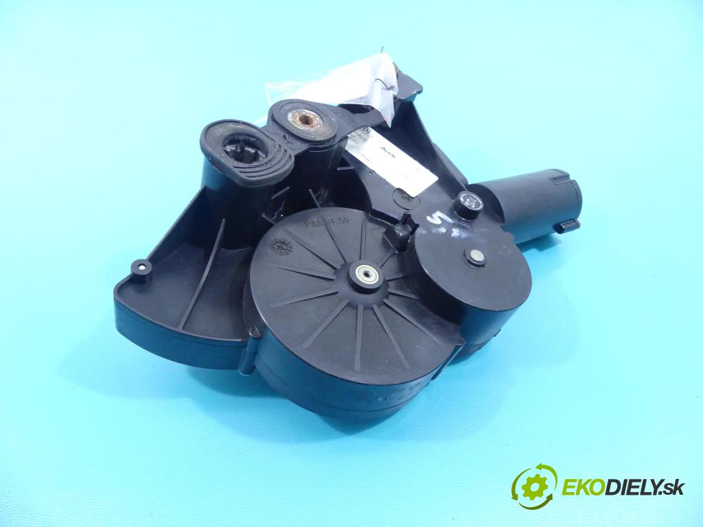 Audi A8 D3 2002-2009 4.2 V8 334HP automatic 246 kW 4172 cm3 4- motor: 4E0827852G