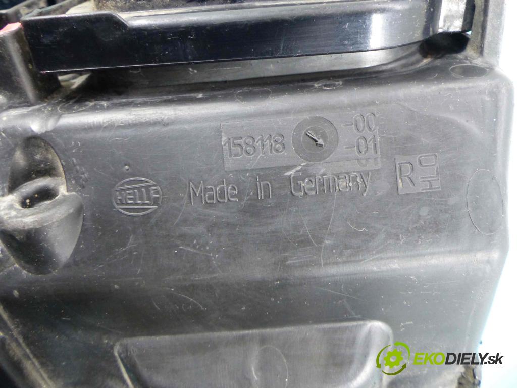 Audi A8 D3 2002-2009 4.2 V8 334HP automatic 246 kW 4172 cm3 4- Reflektor: pravý  (Pravé)