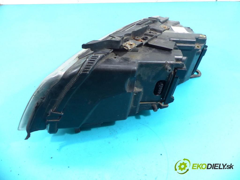 Audi A8 D3 2002-2009 4.2 V8 334HP automatic 246 kW 4172 cm3 4- Reflektor: pravý  (Pravé)