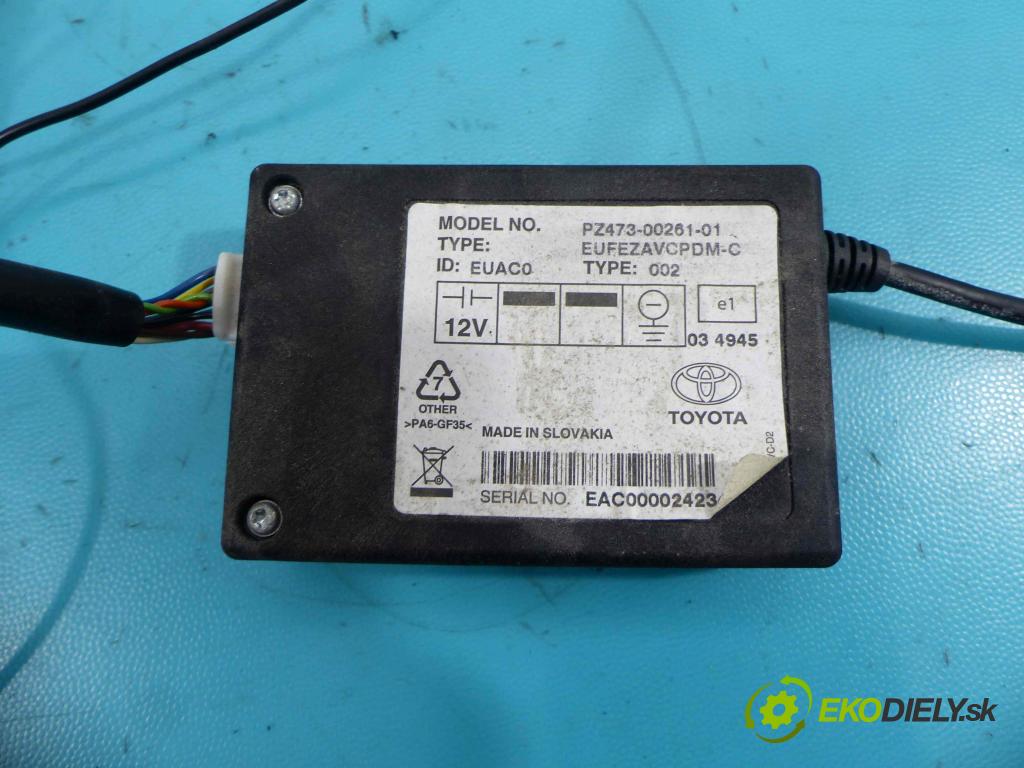 Toyota Corolla Verso II 2004-2009 2.2 D4D 136hp manual 100 kW 2231 cm3 5- Soubor: bez rukou: PZ409-00292-B1