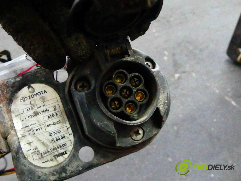 Toyota Corolla Verso II 2004-2009 2.2 D4D 136hp manual 100 kW 2231 cm3 5- oko tažné