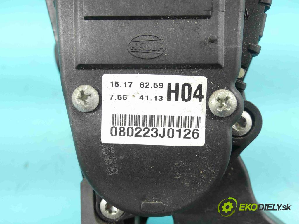 Kia Ceed I 2006-2012 2.0 crdi 140 HP manual 103 kW 1991 cm3 5- pedále 32700-2H310 (Pedále)