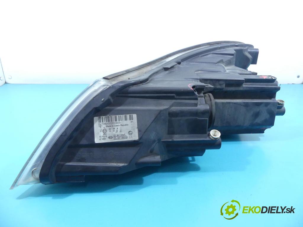 Skoda Octavia II 2004-2013 1.4 tsi 122 HP automatic 90 kW 1390 cm3 5- Reflektor: pravý 1Z1941016F (Pravé)