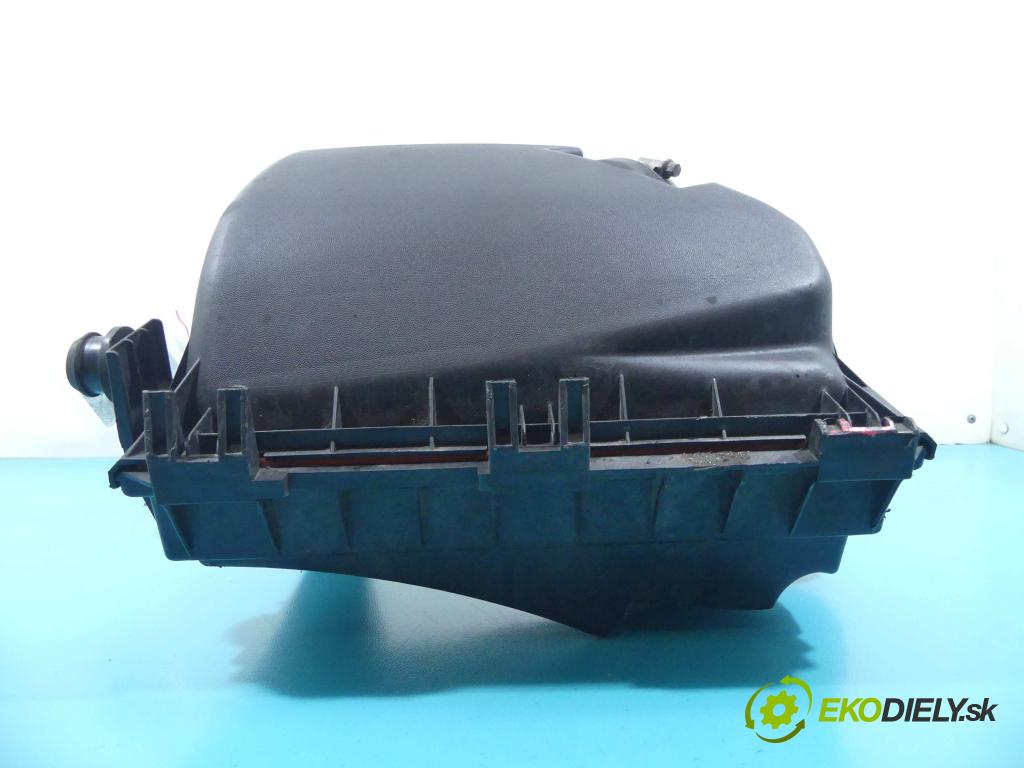 Opel Vectra C 2002-2008 2.2 16v 147 hp manual 108 kW 2198 cm3 5- obal filtra vzduchu  (Kryty filtrů)