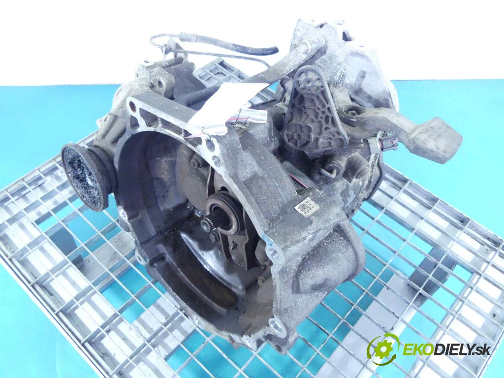 Vw Golf plus 1.9 tdi 105 HP manual 77 kW 1896 cm3 5- prevodovka stupeň,rýchlosť manual JCX
