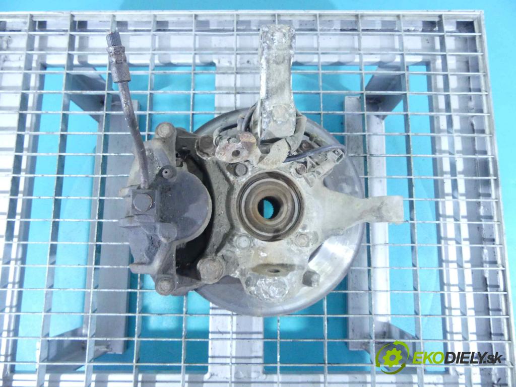 Dodge Caravan IV 2000-2007 3.3 V6 174 HP automatic 128 kW 3301 cm3 5- náboj pravé  (Náboje)