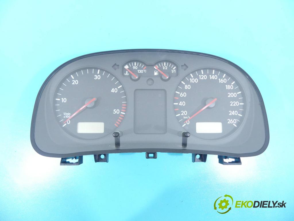 Vw Bora 1.9 tdi 116 HP manual 85 kW 1896 cm3 5- prístrojovka/ budíky 1J0920800G (Prístrojové dosky, displeje)