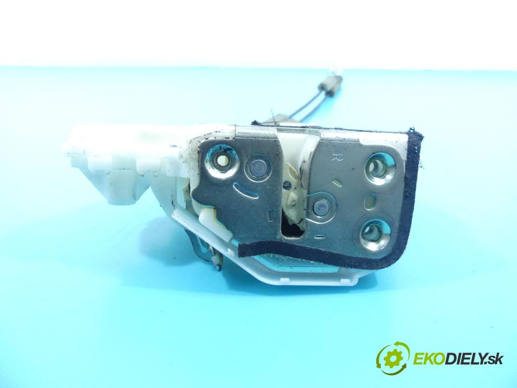 Honda City V 2008-2013 1.3 16v 99 hp manual 73 kW 1339 cm3 4- zámek přední pravý