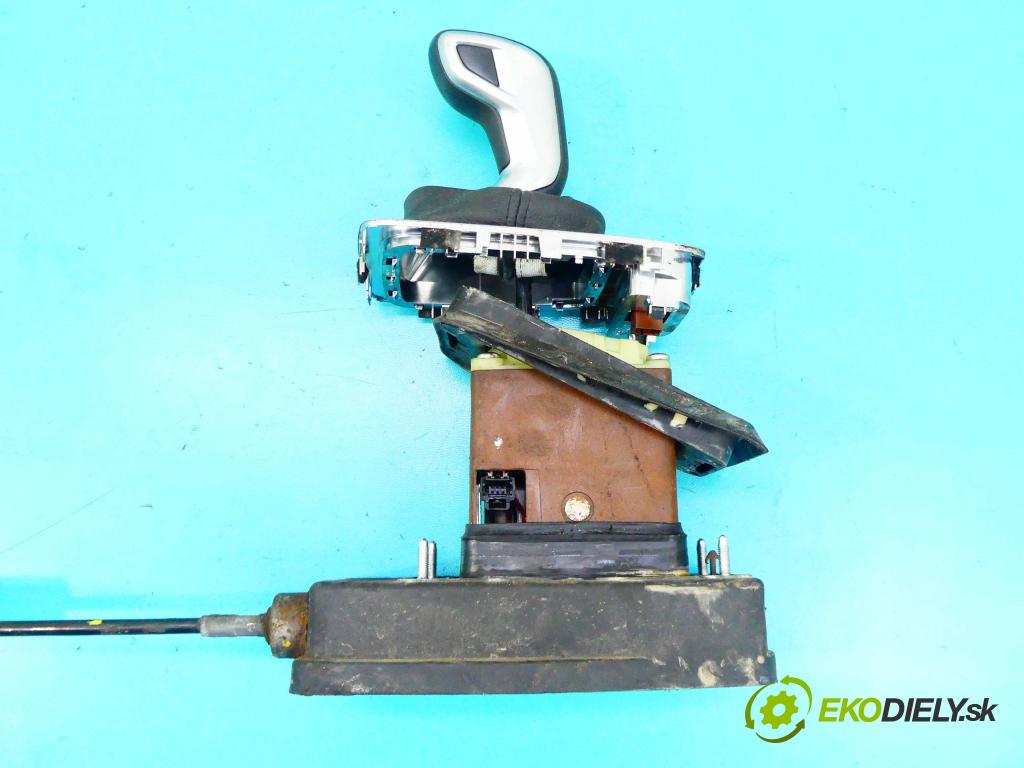 Citroen C5 II 2008-2017 2.7 hdi 204 HP automatic 150 kW 2720 cm3 5- Páka: Změny: stupeň,rýchlosť 9681617780 (Rýchlostné páky / kulisy)