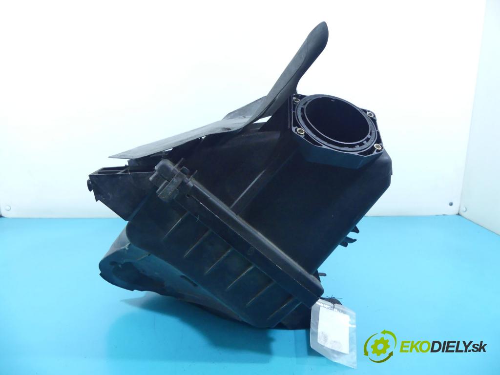 Vw Passat B5 1995-2005 1.8 20v 125 hp manual 92 kW 1781 cm3 4- obal filtra vzduchu 058133837E (Kryty filtrů)