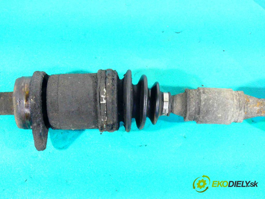 Toyota Corolla E11 1997-2002 1.9d 68 HP manual 50 kW 1868 cm3 5- poloos pravé  (Poloosy)