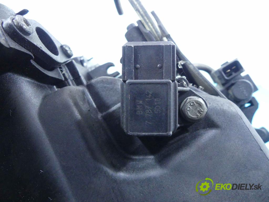 Bmw 3 e46 1998-2007 2.0d 150 hp manual 110 kW 1995 cm3 5- potrubí sací 7787318 (Sací potrubí)