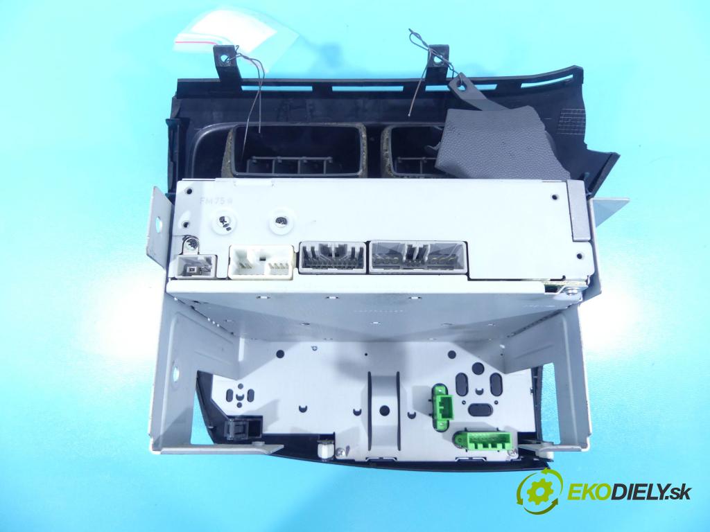 Honda Civic VIII 2006-2011 1.8 16v 140 hp manual 103 kW 1799 cm3 5- Radio továrna: 39100-SMG-G016-M1