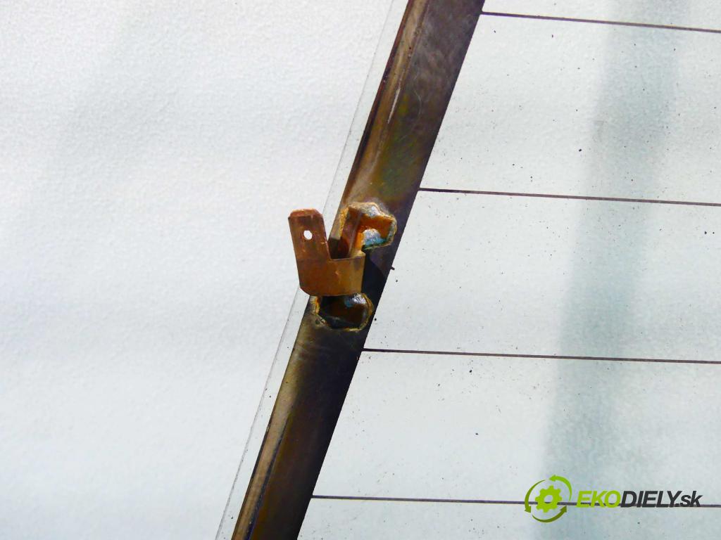 Vw Golf II 1983-1992 1.3 54 HP manual 40 kW 1272 cm3 5- sklo zadná  (Sklá zadné)