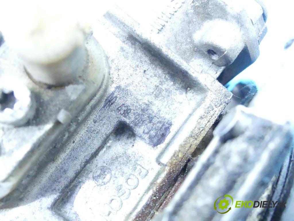 Citroen Saxo 1.0 50KM manual 37 kW 954 cm3 5- vstrekovač  (Karburátory)