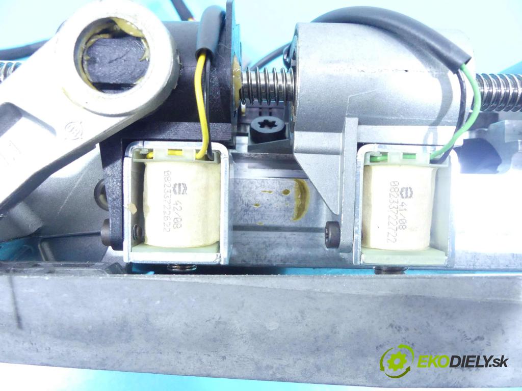 Jaguar XF 2007-2015 3.0 V6 275 HP automatic 202 kW 2997 cm3 4- Sloupec: volant 2W93-3C529-AM (Tyče riadenia (volantu))