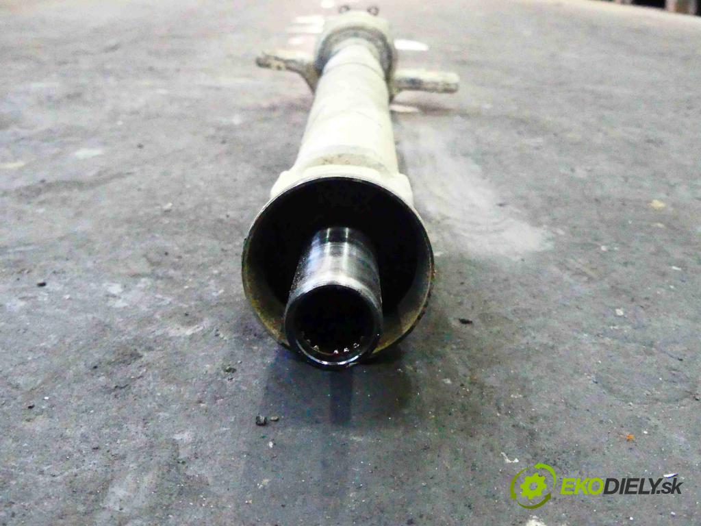 Daihatsu Terios 1997-2005 1.3 83 HP manual 61 kW 1296 cm3 5- Hřídel: jízda:  (Kardaňové hriadele)