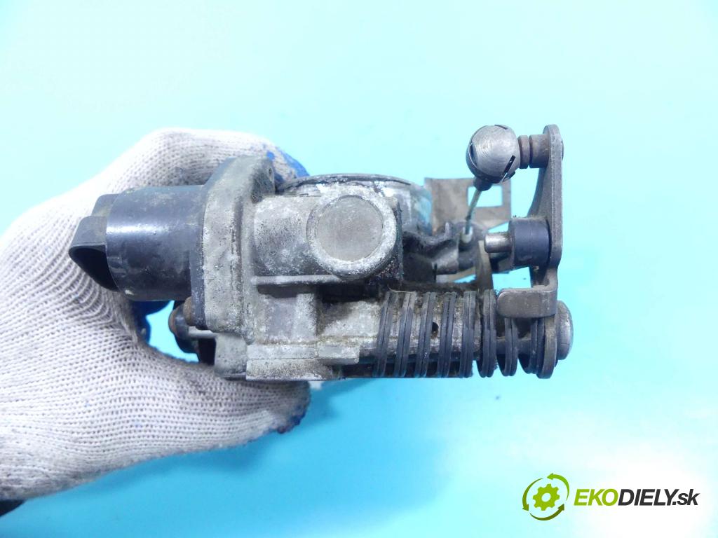 Opel Vectra B 1995-2002 1.6 16v 101 HP manual 74 kW 1598 cm3 4- klapka 90529710 (Škrtiace klapky)