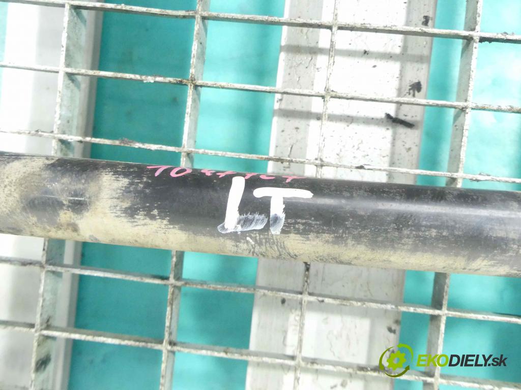 Audi A6 C6 2004-2011 3.0 tdi 224hp automatic 165 kW 2967 cm3 4- poloos ľavé 4F0501203B (Poloosy)