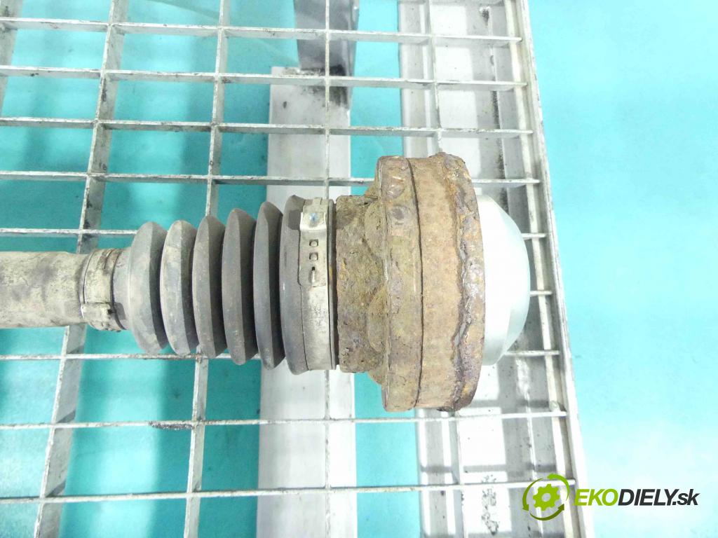 Audi A6 C6 2004-2011 3.0 tdi 224hp automatic 165 kW 2967 cm3 4- poloos ľavé 4F0501203B (Poloosy)