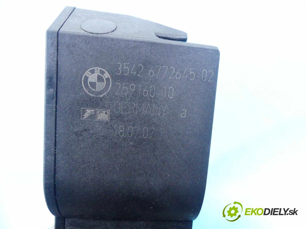 Bmw 3 e90 2005-2013 2.0d 163 HP automatic 120 kW 1995 cm3 5- pedále 6772645 (Pedále)
