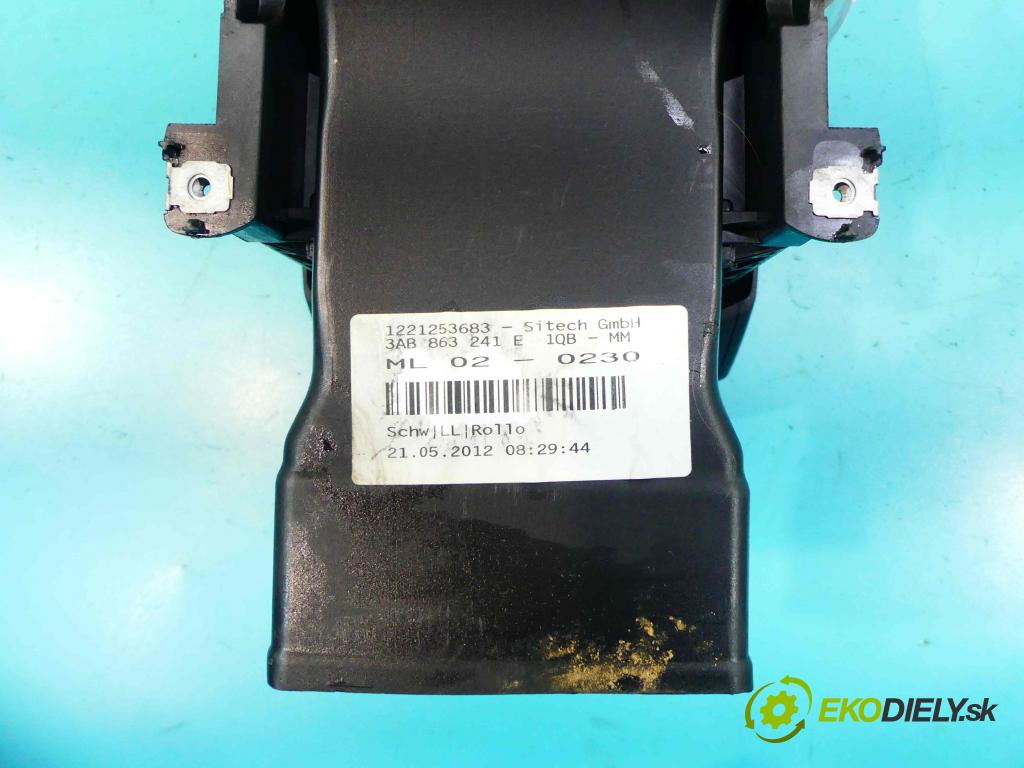 Vw Passat B7 2010-2014 2.0 tdi 140 HP manual 103 kW 1968 cm3 5- operadlo 3C0863319AQ (Lakťové opierky)