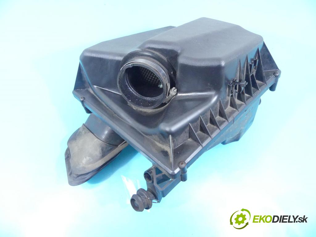 Chevrolet Cruze 1.7 VCDI 131 hp manual 96 kW 1686 cm3 5- obal filtra vzduchu 13272777 (Kryty filtrů)