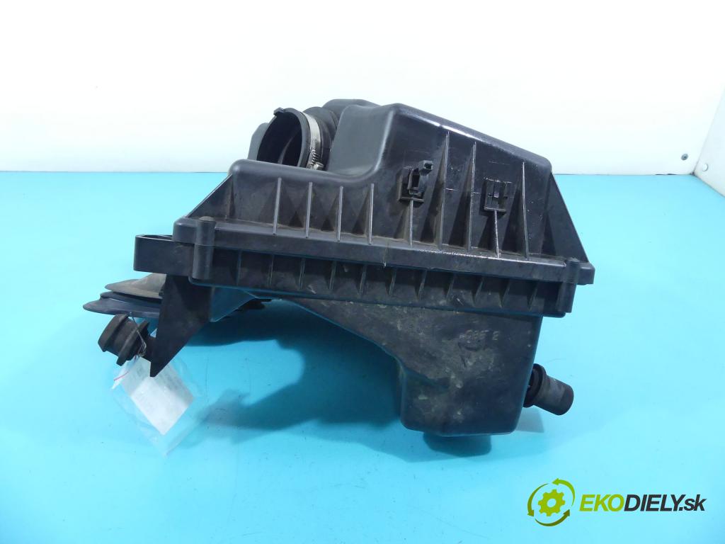 Chevrolet Cruze 1.7 VCDI 131 hp manual 96 kW 1686 cm3 5- obal filtra vzduchu 13272777 (Kryty filtrů)