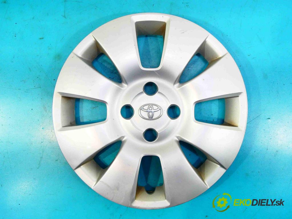 Toyota Yaris II 2005-2011 1.3 vvti 101 HP manual 74 kW 1329 cm3 5- puklica 42602-0D080 (Puklice)