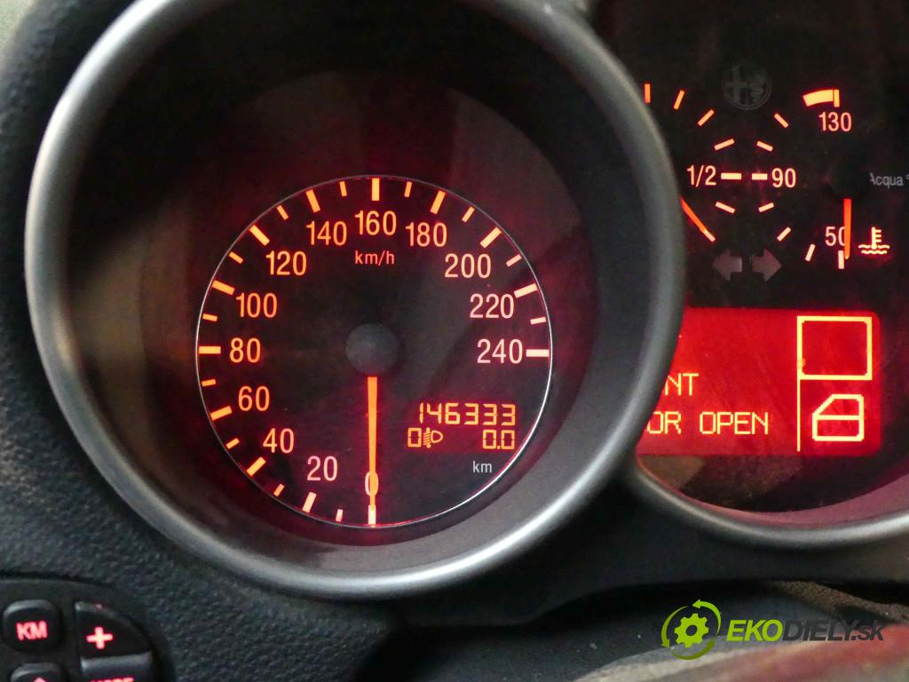 Alfa romeo 147 1.6 16v 105 HP manual 77 kW 1598 cm3 3- prístrojovka/ budíky 735374420 (Prístrojové dosky, displeje)