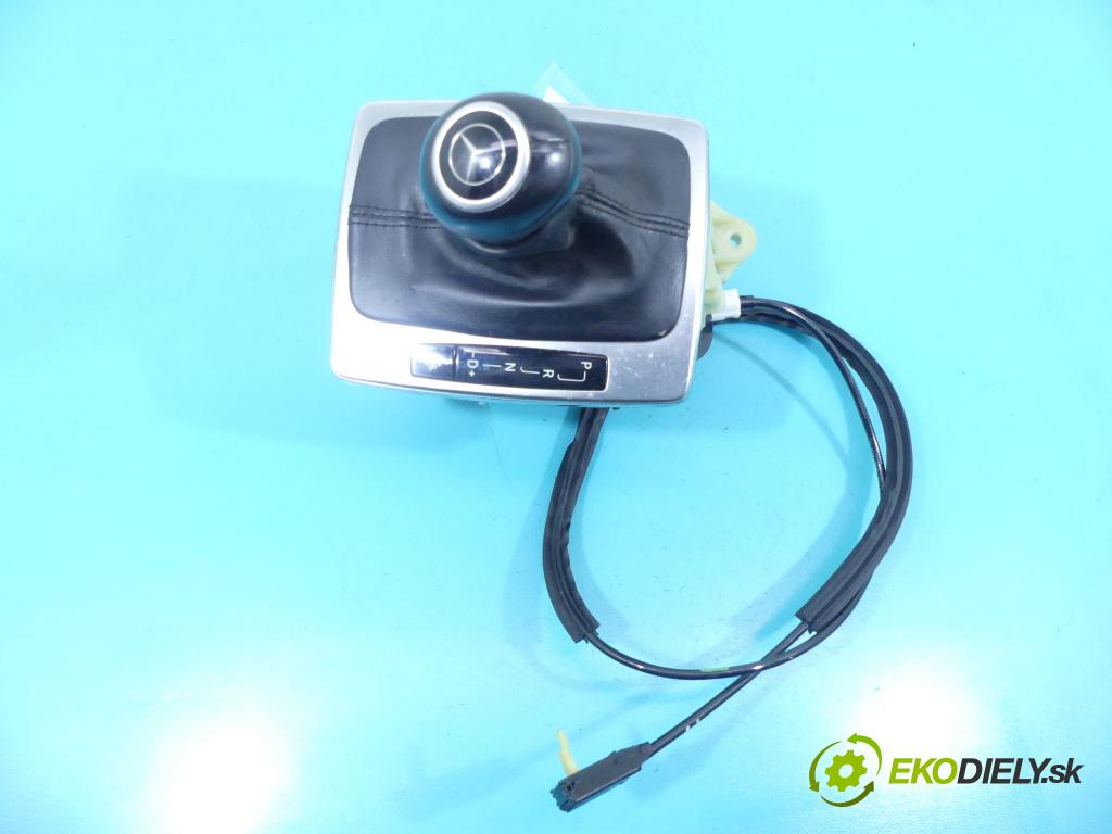 Mercedes E W212 2009-2016 2,2.0 cdi 136 HP automatic 100 kW 2143 cm3 4- Páka: Změny: stupeň,rýchlosť A2042678124 (Rýchlostné páky / kulisy)